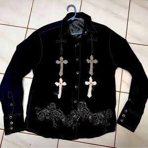 Fender guitar brand stage shirt. Black, large long sleeve. Stitch design.